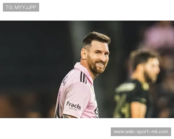 曼联引领中场革新：以梅西式传球者为目标重塑球队未来