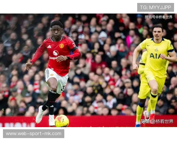 曼联稳步推进，卡里克和热刺的较量成焦点